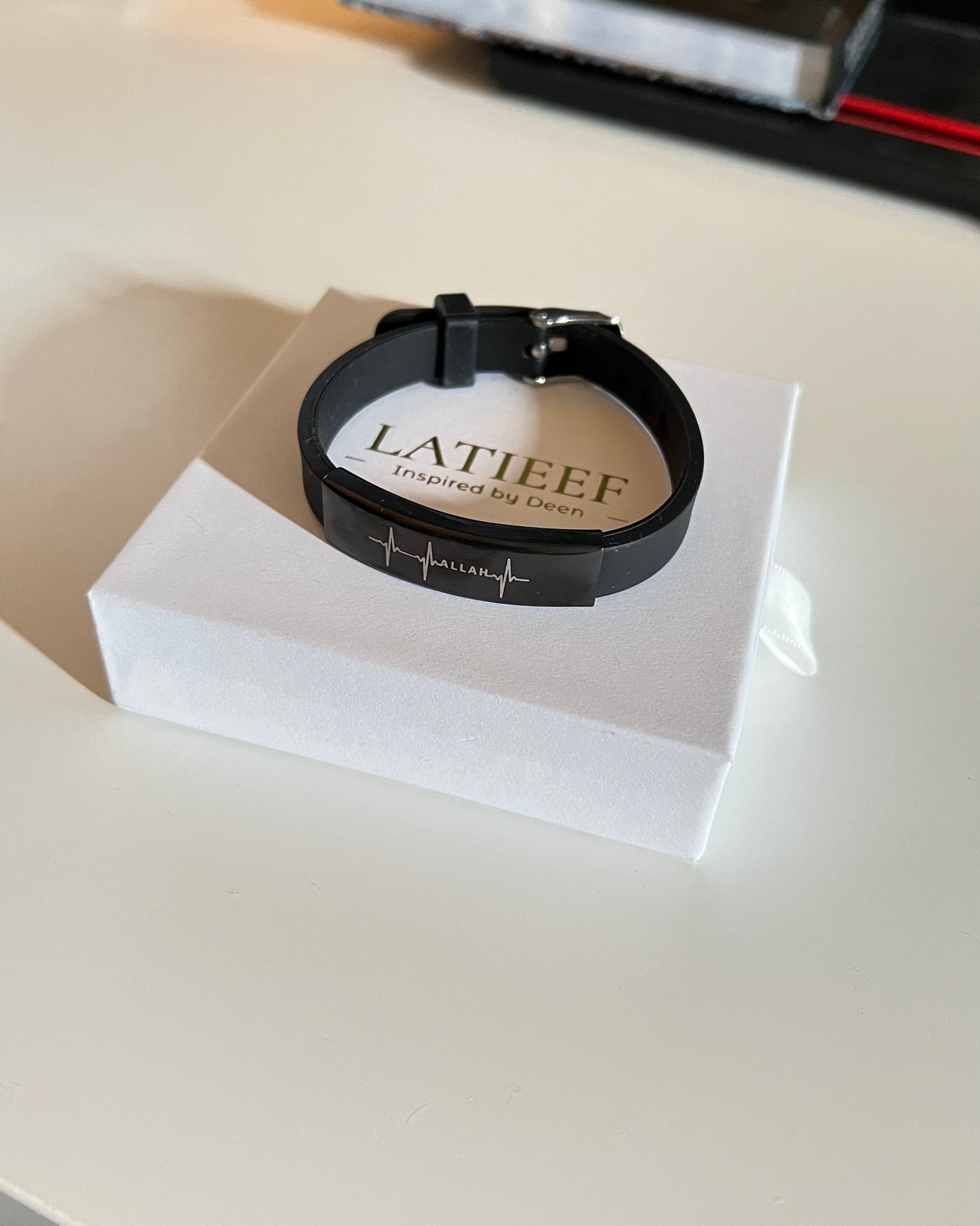 Heartbeat Wristband - Latieef